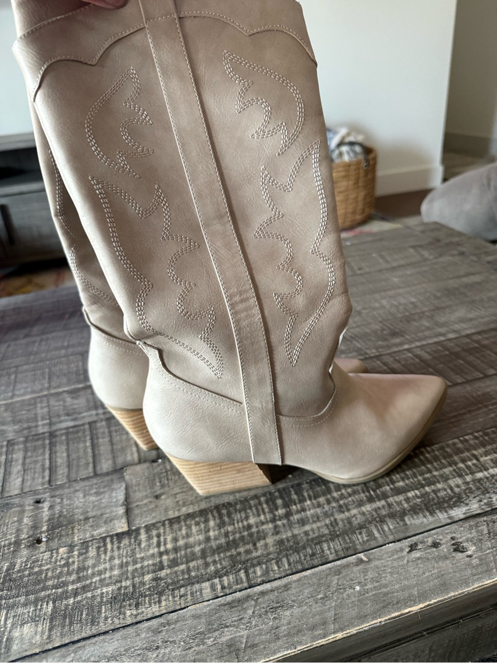 DV by dolce vita western style boots